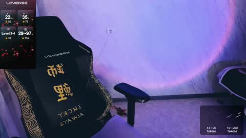 Your Annabelle Wolf  online show from February 15, 2025, 9:26 pm