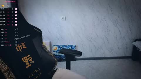 Snapshot of bellezza_ chatting on April 27, 2026, 3:21 pm Your Annabelle Wolf online show from April 27, 2026, 3:21 pm