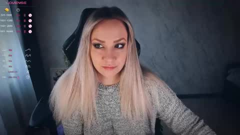 Snapshot of bellezza_ chatting on April 28, 2026, 11:37 am Your Annabelle Wolf online show from April 28, 2026, 11:37 am