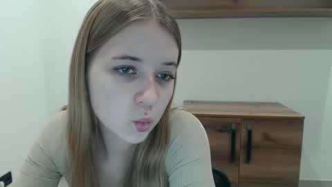 bellochka_ online show from January 10, 2026, 8:16 am