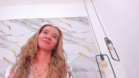 Snapshot of bellota_flak chatting on January 27, 2025, 3:04 am Bellota Flak online show from January 27, 2025, 3:04 am