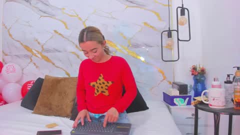 Snapshot of bellota_flak chatting on February 14, 2025, 4:26 am Bellota Flak online show from February 14, 2025, 4:26 am