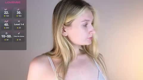 Vicki online show from November 14, 2025, 6:17 pm