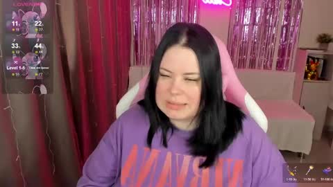 LinaBoo online show from April 22, 2026, 9:44 am