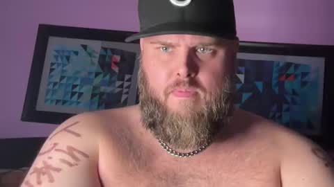 Snapshot of bellyinfluencer chatting on October 12, 2025, 10:31 pm Belly influencer online show from October 12, 2025, 10:31 pm