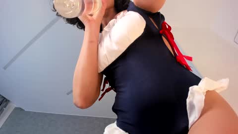 A girl from your  dreams online show from December 28, 2024, 7:55 am