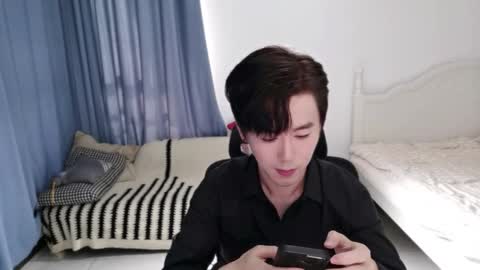 Snapshot of ben705676 chatting on September 9, 2025, 12:10 am Ben online show from September 9, 2025, 12:10 am