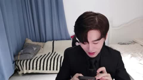 Snapshot of ben705676 chatting on September 12, 2025, 1:55 pm Ben online show from September 12, 2025, 1:55 pm