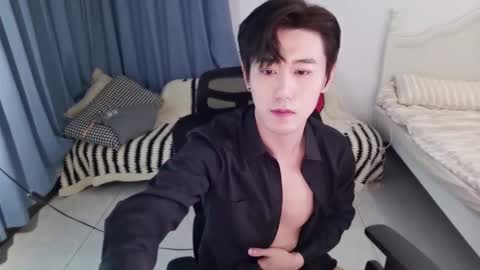 Snapshot of ben705676 chatting on September 20, 2025, 2:18 pm Ben online show from September 20, 2025, 2:18 pm