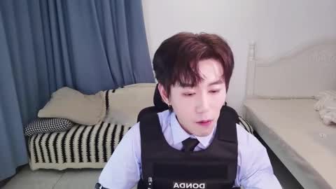 Snapshot of ben705676 chatting on December 1, 2025, 2:22 pm Ben online show from December 1, 2025, 2:22 pm