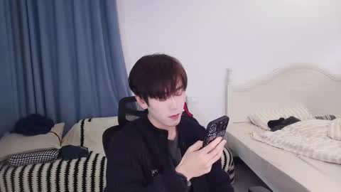 Snapshot of ben705676 chatting on February 4, 2026, 3:29 pm Ben online show from February 4, 2026, 3:29 pm