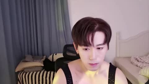 Snapshot of ben705676 chatting on March 16, 2026, 1:04 pm Ben online show from March 16, 2026, 1:04 pm