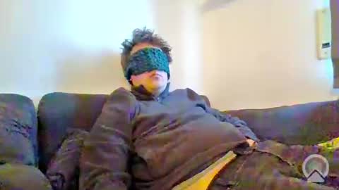 ben_2456 online show from April 9, 2026, 6:41 am