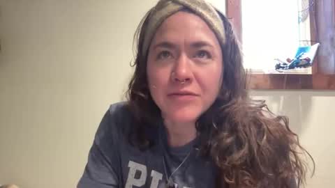 Snapshot of bendlikebecks chatting on January 19, 2026, 2:21 pm bendlikebecks online show from January 19, 2026, 2:21 pm