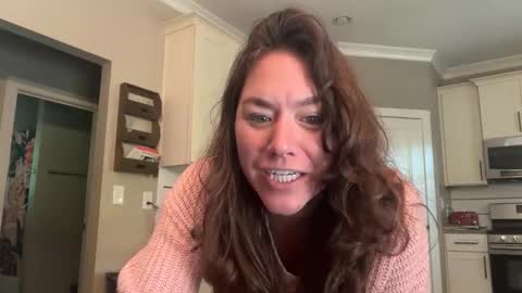 Snapshot of bendlikebecks chatting on May 5, 2026, 1:19 pm bendlikebecks online show from May 5, 2026, 1:19 pm