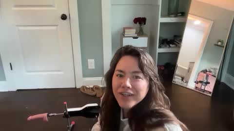 Snapshot of bendlikebecks chatting on May 21, 2026, 12:12 pm bendlikebecks online show from May 21, 2026, 12:12 pm