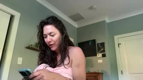 Snapshot of bendlikebecks chatting on June 10, 2026, 11:03 pm bendlikebecks online show from June 10, 2026, 11:03 pm