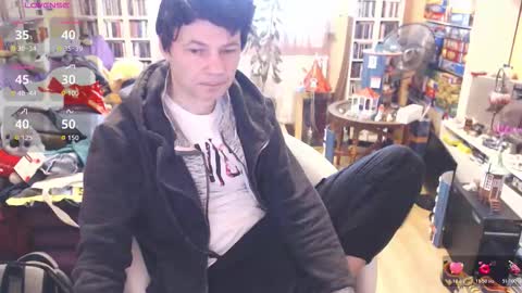 benijamin online show from November 17, 2025, 9:48 am