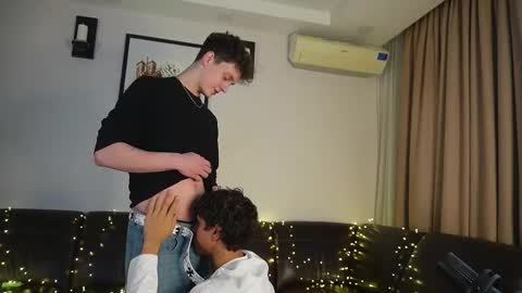 Snapshot of benjamin_ar chatting on December 18, 2025, 11:27 am benjamin_ar online show from December 18, 2025, 11:27 am