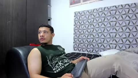 Snapshot of benjamin_lichx chatting on April 17, 2026, 3:09 am Benjamin online show from April 17, 2026, 3:09 am