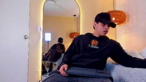 Snapshot of benjamin_more chatting on July 9, 2026, 2:26 am BENJAMIN online show from July 9, 2026, 2:26 am