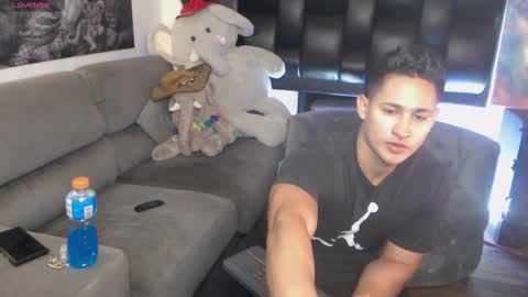 benjamincooperk online show from March 31, 2026, 8:15 am