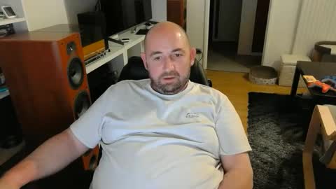 Snapshot of bennn54 chatting on May 3, 2026, 8:15 pm Ben online show from May 3, 2026, 8:15 pm