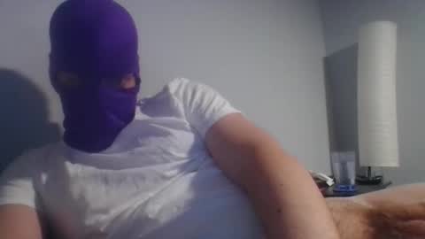 Snapshot of bennybueno chatting on March 2, 2026, 5:08 am bennybueno online show from March 2, 2026, 5:08 am