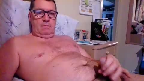 Snapshot of bennybutterfly007 chatting on January 6, 2025, 12:35 pm bennybutterfly007 online show from January 6, 2025, 12:35 pm