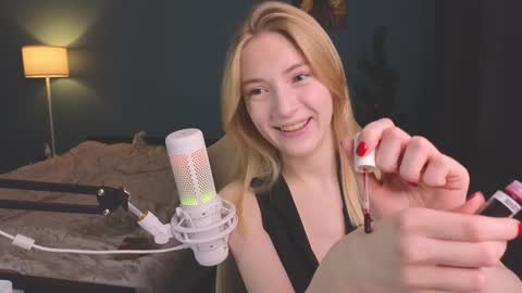 Alice online show from December 26, 2024, 6:43 pm