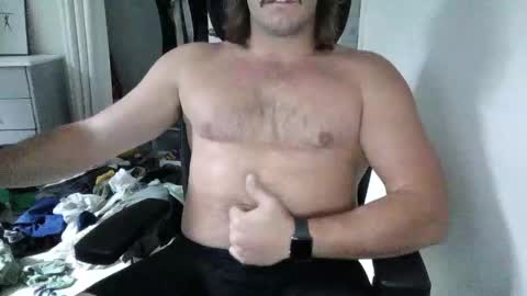 benzoil20007 online show from November 12, 2025, 6:41 pm