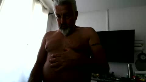 Snapshot of berg_boy chatting on June 22, 2026, 11:18 am Martin online show from June 22, 2026, 11:18 am