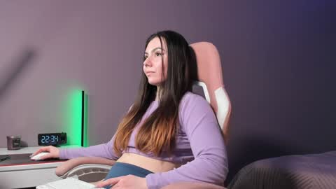 BeriesNiks online show from December 18, 2024, 3:33 pm