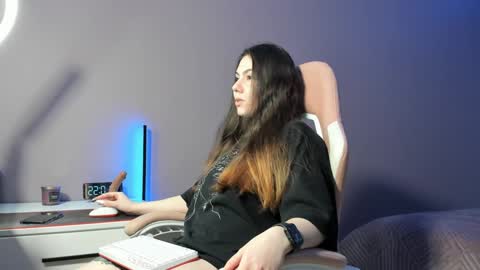 BeriesNiks online show from January 17, 2025, 3:00 pm