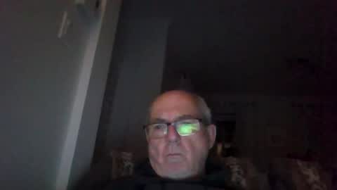 bernard1102 online show from October 1, 2025, 12:05 am