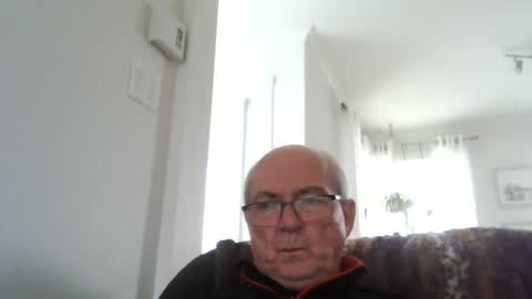 Snapshot of bernard1102 chatting on May 15, 2026, 12:56 pm bernard1102 online show from May 15, 2026, 12:56 pm