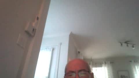 Snapshot of bernard1102 chatting on July 26, 2026, 11:55 pm bernard1102 online show from July 26, 2026, 11:55 pm