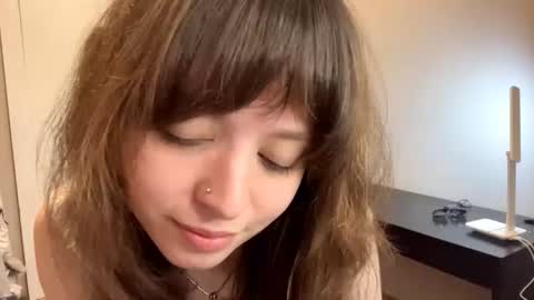 Snapshot of bernitaazen chatting on July 22, 2026, 5:16 pm Lucy online show from July 22, 2026, 5:16 pm
