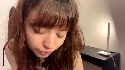 Snapshot of bernitaazen chatting on July 28, 2026, 5:45 pm Lucy online show from July 28, 2026, 5:45 pm