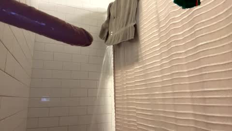 Snapshot of berriess_ chatting on March 19, 2026, 11:36 am berriess_ online show from March 19, 2026, 11:36 am