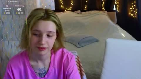 Snapshot of berry_assortment chatting on March 22, 2026, 11:02 am Your sweet Tara and Eva online show from March 22, 2026, 11:02 am