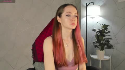 Berta  online show from September 18, 2025, 12:23 am