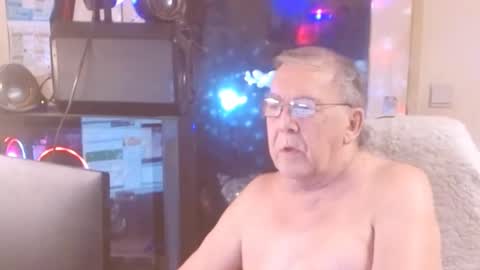 Snapshot of best127 chatting on March 2, 2025, 12:42 am jean online show from March 2, 2025, 12:42 am