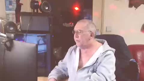 Snapshot of best127 chatting on March 11, 2025, 12:11 am jean online show from March 11, 2025, 12:11 am