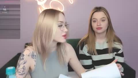 Danny and Kira online show from October 18, 2025, 8:15 am