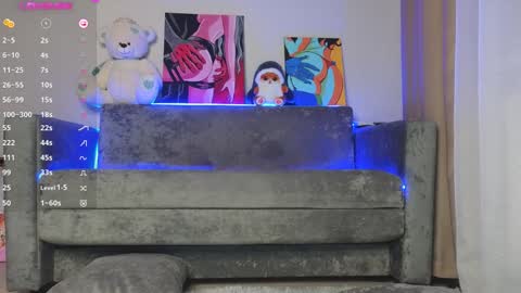 Snapshot of bestie_baby chatting on December 23, 2024, 2:45 am Emely online show from December 23, 2024, 2:45 am