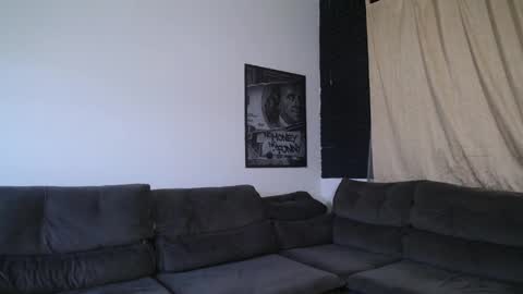 bestmuscle online show from April 5, 2026, 7:33 pm