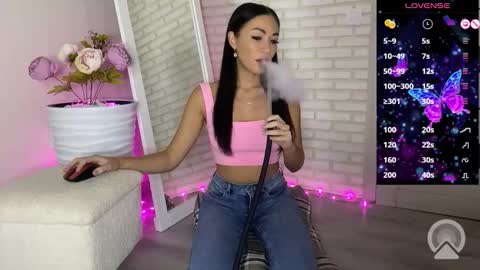 Teya online show from October 17, 2025, 1:46 pm