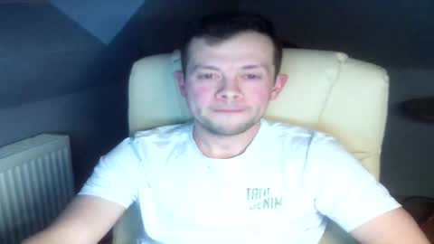 bestworld_ online show from March 13, 2026, 7:09 pm