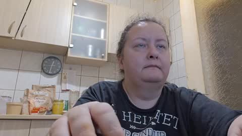 Snapshot of bethnorth chatting on April 5, 2026, 2:31 am bethnorth online show from April 5, 2026, 2:31 am